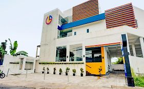 Lg Hotel Jember By Calli Rooms